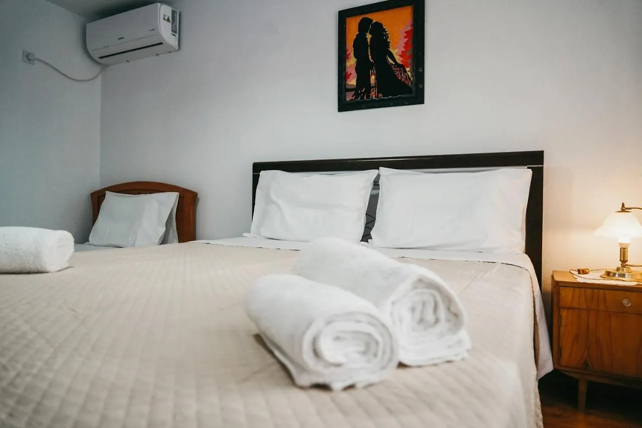 Guest House Edmond Gjirokastër