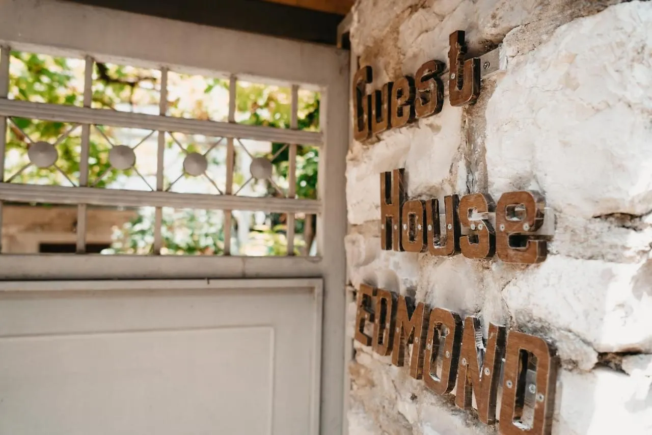 Guest House Edmond location