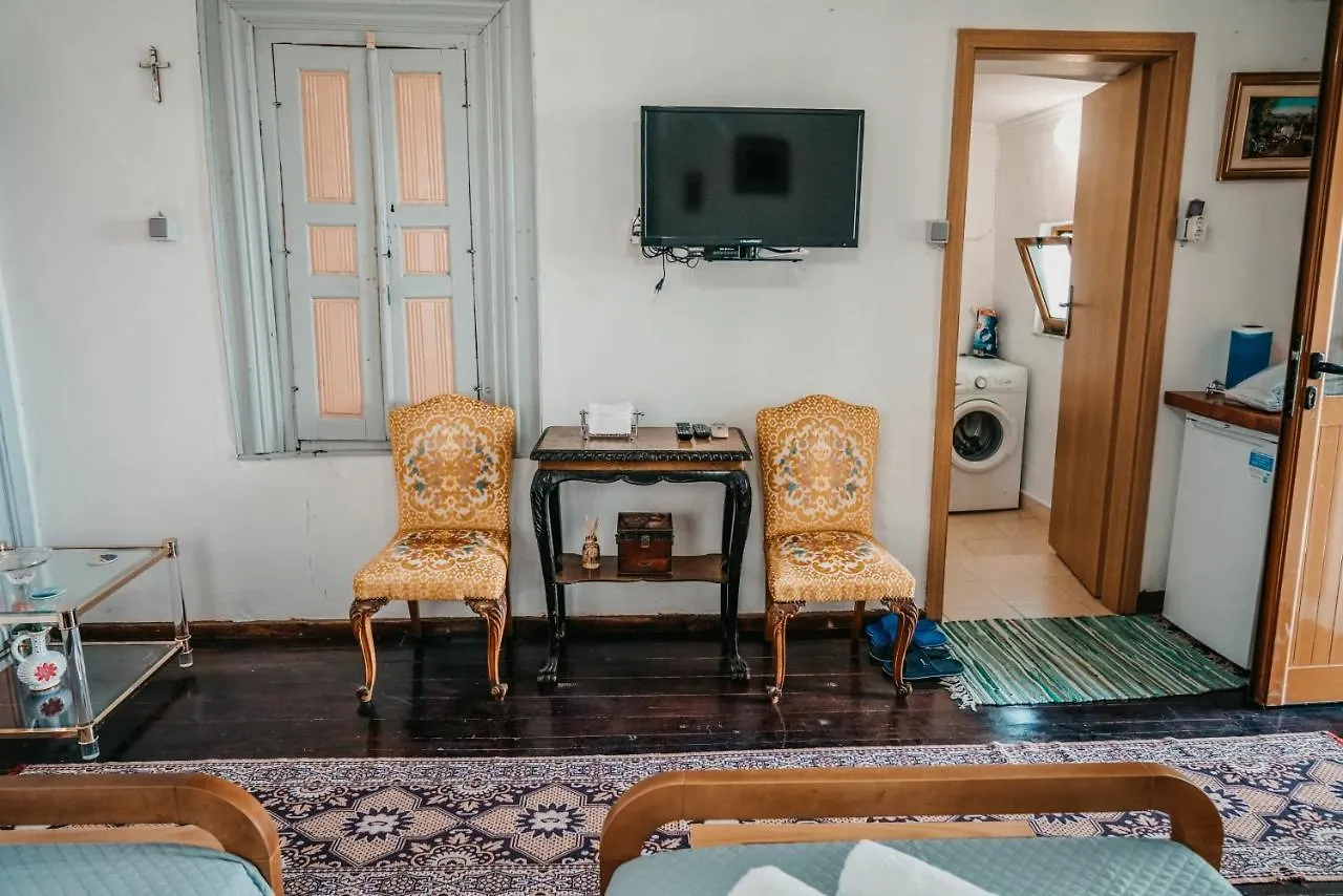 Guest House Edmond Gjirokastër 0*,  알바니아