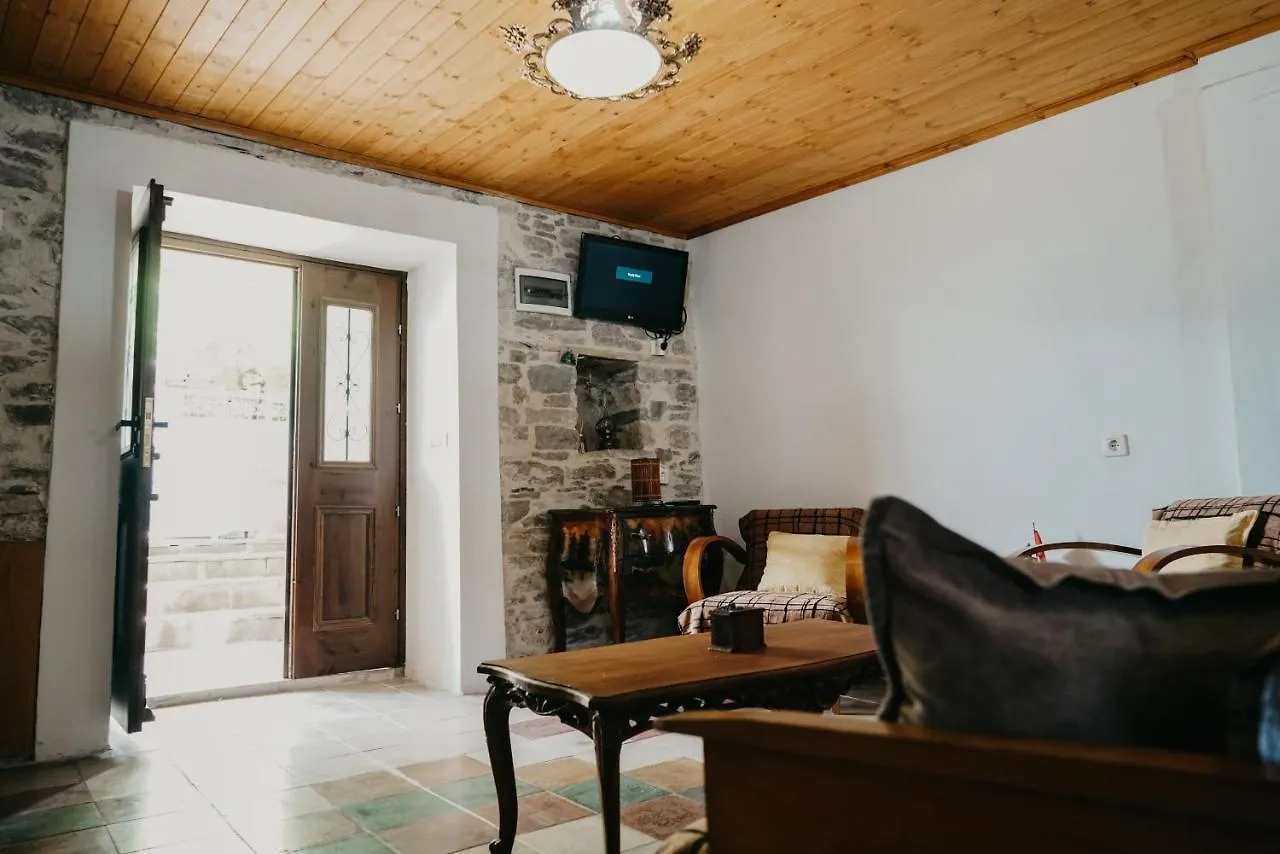 Guest House Edmond Gjirokastër 알바니아